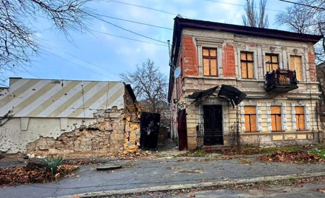 Армія рф обстрілює Херсонщину: цілить по житловим будинкам, навчальним та медичним закладам (ФОТО)