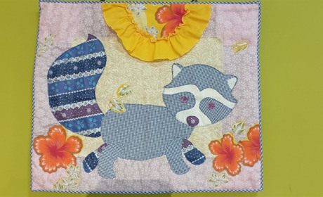 Юні шосткинські художники відкрили виставку, вперше представивши незвичайну техніку арт-квілту