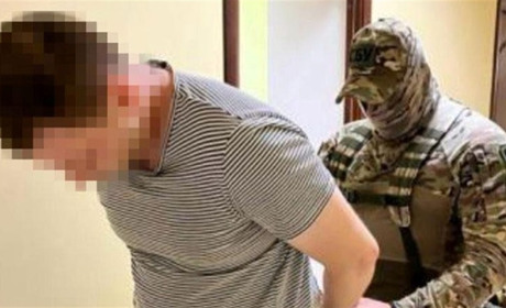 Прикидувався волонером-рятувальником, а сам корегував вогонь по Одесі. СБУ затримали агента рф