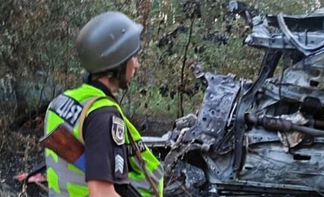Вибух легкового автомобіля в Чернігівському районі: двоє загиблих дорослих та двоє дітей травмовані