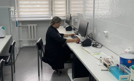 У Сарнах оновили лабораторну службу: які послуги надаватимуть