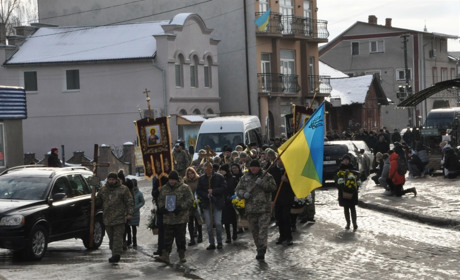 Чортків`яни провели в останню путь загиблого на Донеччині воїна Мяковського Віталія