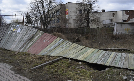 Негода у Жмеринці не вщухає: пориви вітру, град і дощі – ІІ рівень небезпечності
