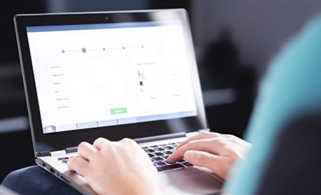 У трьох селах Сватівської громади з'являться місця з доступними для людей ноутбуками