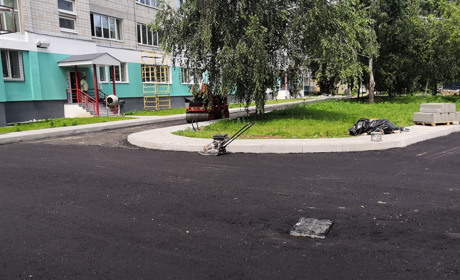 До середини липня будівельники обіцяють впоратися з ремонтом у Переяславській лікарні