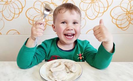 За 100-літніми бабусиними рецептами: домашні напівфабрикати ручної роботи можна купити у Старконі