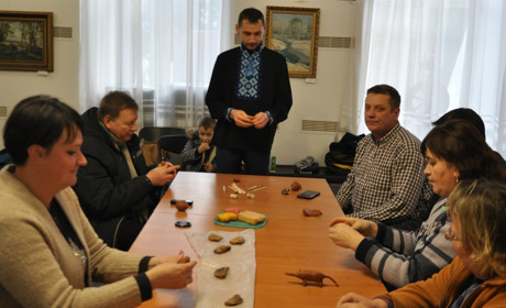 Напередодні свята Андрія у Кременецькому музеї виготовляли сувенірні вареники: з чого все почалося 