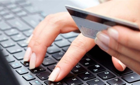 Жителька Славути хотіла продати лампу для манікюру, натомість втратила понад 63 тисячі гривень