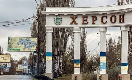 Уночі ворог здійснив атаку дронами і ракетами на південь України