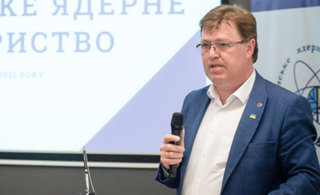 Міський голова Вараша розпровів про проблеми міст-супутників в Києві у ядерному товаристві