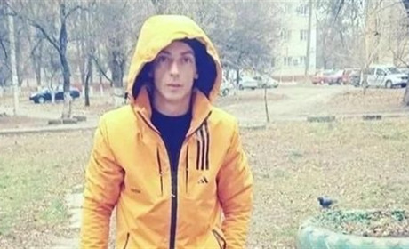 Попаснянин бесплатно развозит хлеб и помогает людям выехать из города