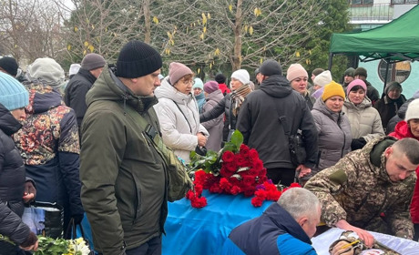 Шостка попрощалась з командиром 1-го відділення стрілецького взводу