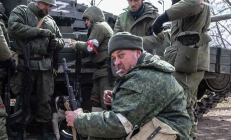 Путін загнав під Кремінну 17 тис військових. Резервна 25-та армія РФ замінила знесилені підрозділи