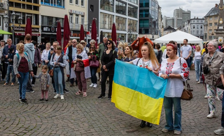 Українці за кордоном хочуть додому, але є одна умова