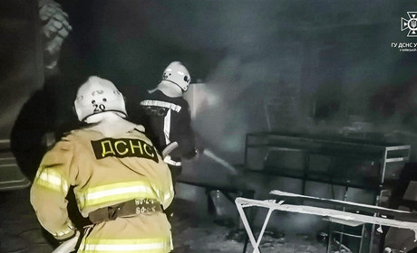 Пожежа у Ржищеві: горіло поблизу приватного гаража