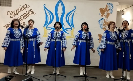 У Воронежі з піснями та колядками збирали кошти для ЗСУ