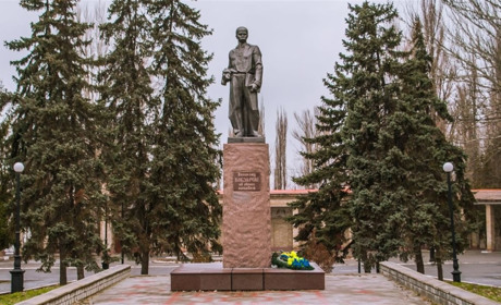 Література, музика, спорт