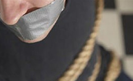 Хотіли зробити раба: в Одесі батько з сином викрали підлеглого. Тепер мають умовний термін