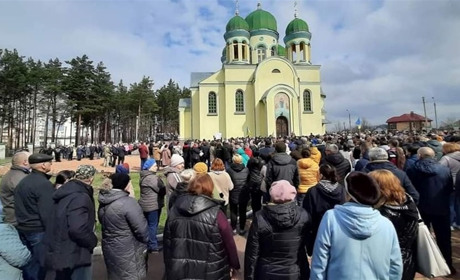 Конфлікт біля храму УПЦ МП на Житомирщині: нанесено тілесні ушкодження 12-річному хлопцю