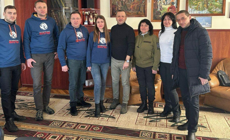 Волонтерство «лікує» депресію, страх, тривожність, надихає і додає сил