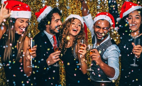 Кабмін змінив графік роботи кафе у новорічну ніч: чи зможуть сватівчани зустріти там 2021