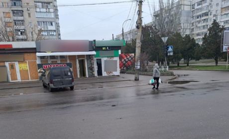 Ворожі обстріли Херсонщини: російські окупанти завдали ударів з артилерії та безпілотників