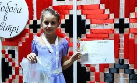 Юна глухівчанка здобула перемогу на всеукраїнських змаганнях з повітряної гімнастики