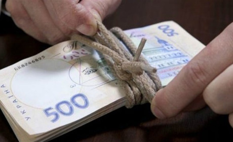 Які зарплати отримують чиновники Сватівщини: декларації за 2019 рік