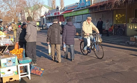 Рейди росіян у Новій Каховці: що шукають і про що питають