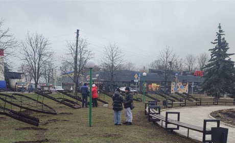 Оновлену залізну візитівку з серцем встановили в центрі Берестина