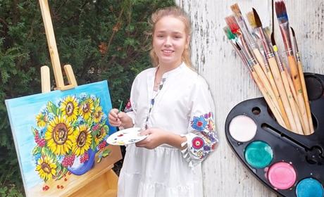 Від її пензля світ стає яскравішим: юна художниця з Білопілля виборює нагороди в конкурсах