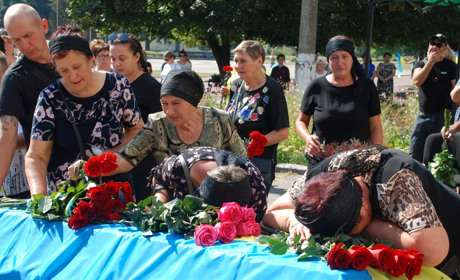Шостка провела в останню путь захисника, який протистояв ворогу на Донецькому напрямку