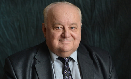 Пішов з життя Почесний громадянин Херсона — директор музичної школи Володимир Коваленко