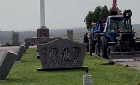 В Южноукраїнську демонтують для реставрації пам'ятники воїнам II світової війни. Дивіться чому