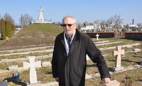 Коли мовчать хрести – говорять серця: патріотичні чортків’яни облаштовують поховання вояків УГА