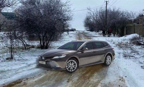 Конвеєр дорогих авто на Одещині: ще одне за бюджетні 1,6 млн у Нерубайській громаді