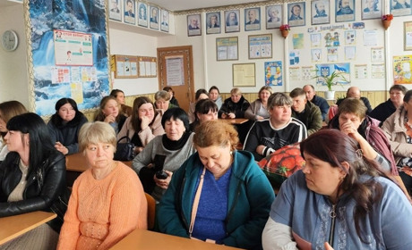 В Іванковецькій філії обговорили майбутнє школи: чому питання наповнюваності стало критичним