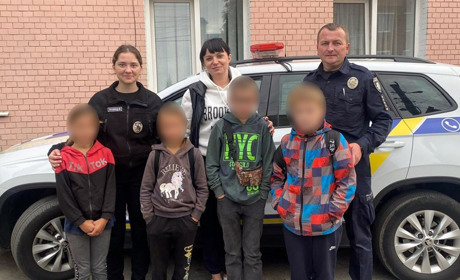 В Славуті поліцейські розшукали чотирьох зниклих дітей, які не повернулися додому зі школи