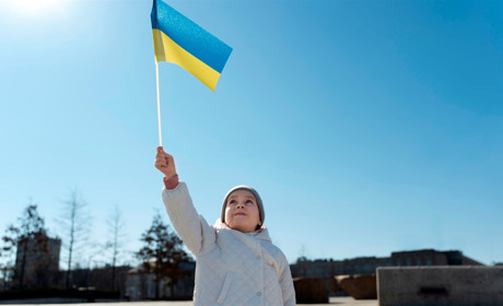 Вдома найкраще: абсолютна більшість українців бачить своє майбутнє на Батьківщині. Опитування