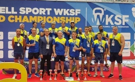 Трофеї з Італії: гирьовики району та області виграли 5 медалей на чемпіонаті світу