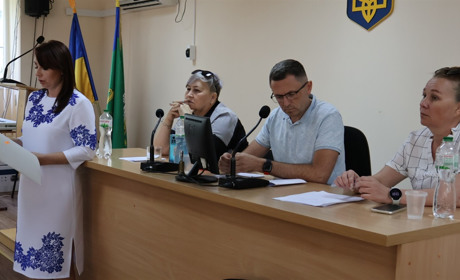 В Южноукраїнську секретар ради втік з 38 сесії, але депутати не розгубилися. Фото, відео.