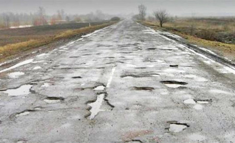 Ремонт дороги Т-18-09 Суховоля-Володимирець відклали у «перспективні плани майбутніх періодів»
