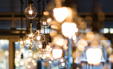 У Сватовому і двох селах району не буде світла: графік відключень на 9 вересня