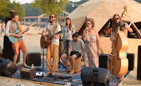 Новокаховчанин Андрей Кононов создал в Киеве группу Zвуки Zемли