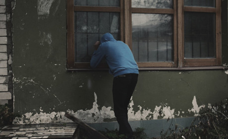 Чоловіка із Сарн судитимуть за пʼять крадіжок і зберігання метадону