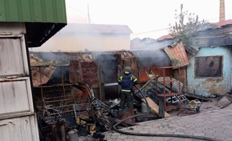 Нова Каховка: обстріл ринку і спалах ковіду