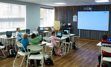 Які є гуртки в Центрі позашкільної освіти Звягеля і чим там займаються: моніторинг якості освіти