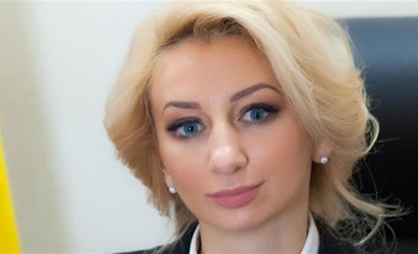 Кандидат в депутати Олена Бура з Вараша: «Я звикла відповідати за свої слова»