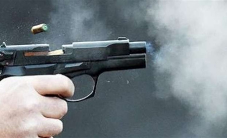На Житомирщині чоловік почав стріляти по людях в парку — його затримали правоохоронці