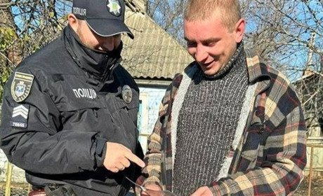 Вчимося розпізнавати пастки шахраїв: поліція